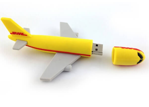 Ý tưởng đầy thú vị của DHL khi làm USB quà tặng quảng cáo là tạo hình chiếc máy bay DHL bằng chất liệu cao su